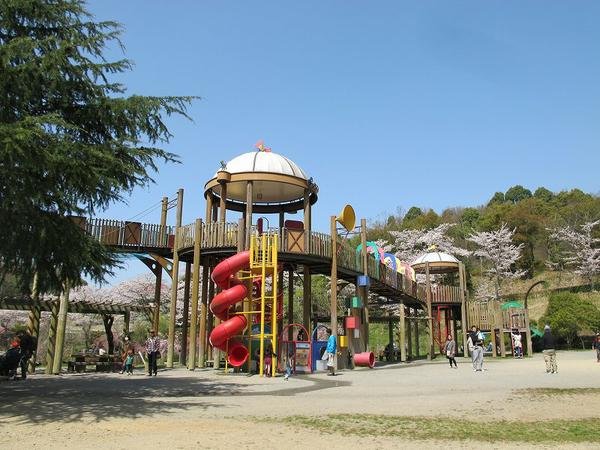 🌳 와카야마현 식물공원 녹화센터 이미지 5